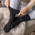 Load image into Gallery viewer, 3 Pairs Cushion Foot Bamboo Diabetic Socks - Black