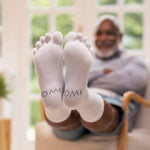 Load image into Gallery viewer, 1 Pair Toe Socks - White
