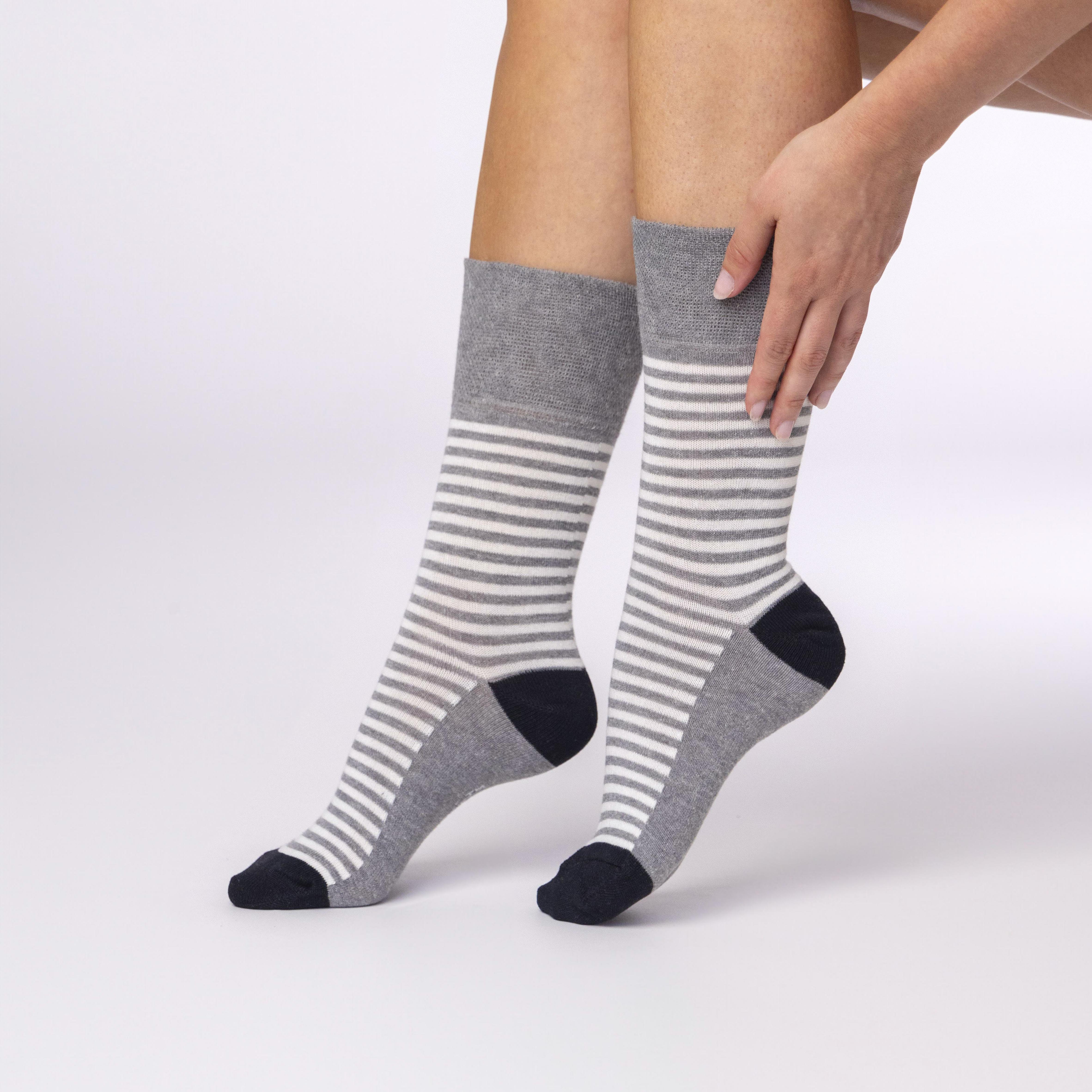 3 Pairs Ladies Cotton Socks - Monochrome