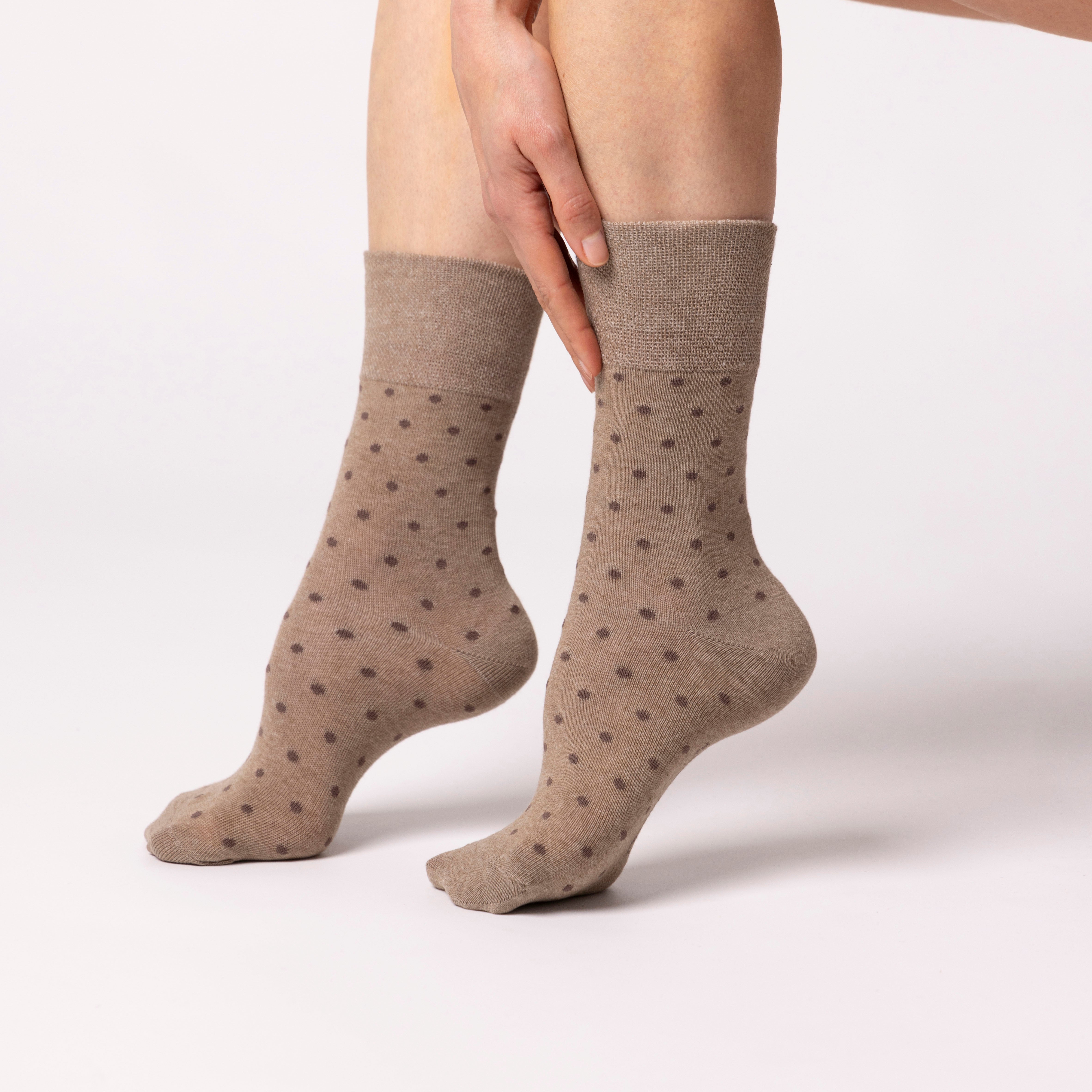 6 Pairs Ladies Digital Dots Cotton Socks - Brown/Neutral