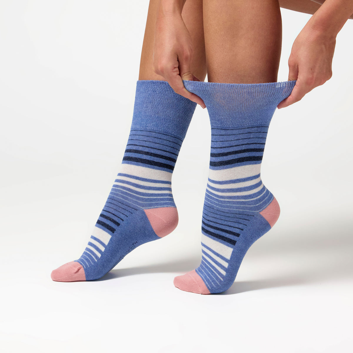 3 Pairs Ladies Cotton Socks - Gradient Stripe