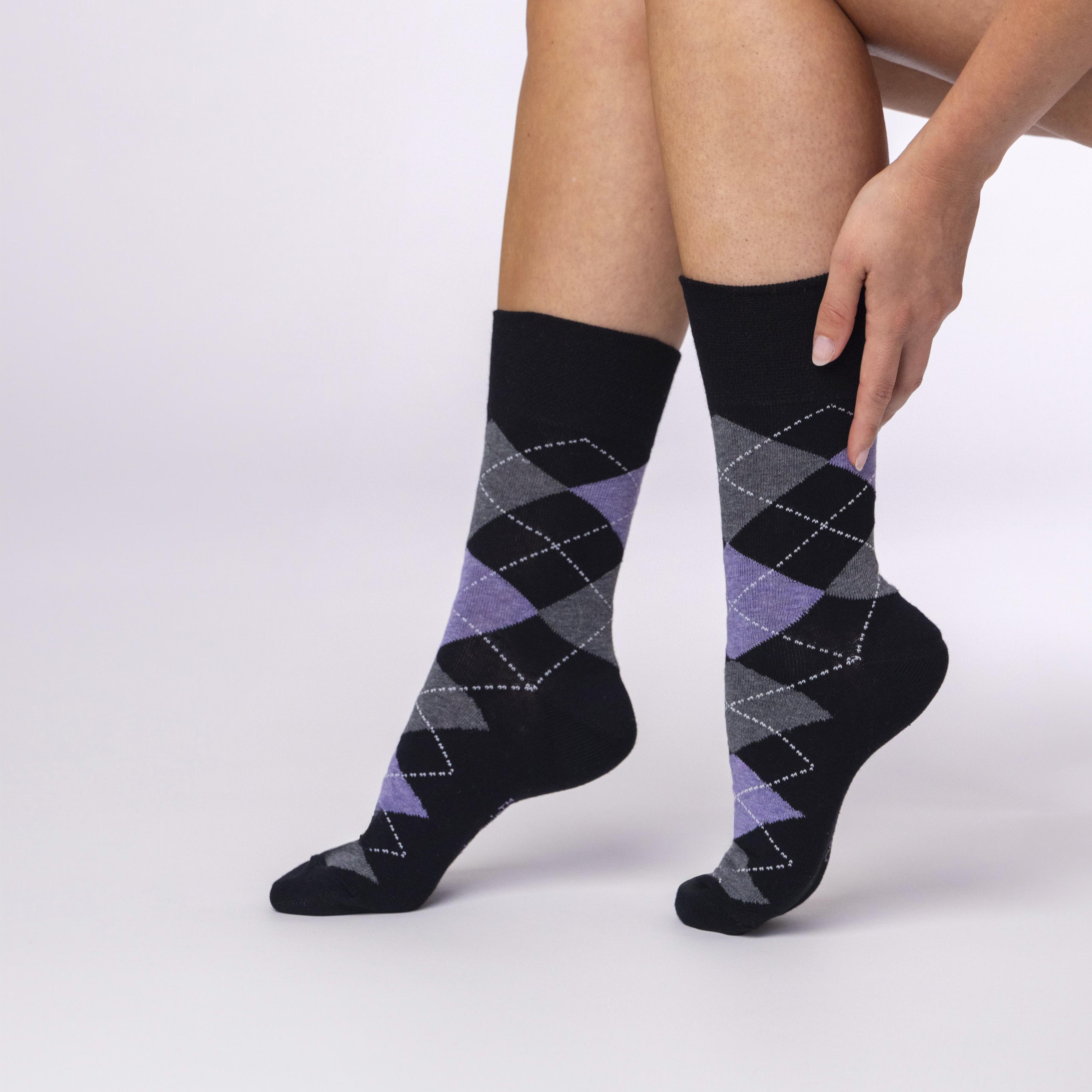 3 Pairs Ladies Cotton Socks Argyle - Black