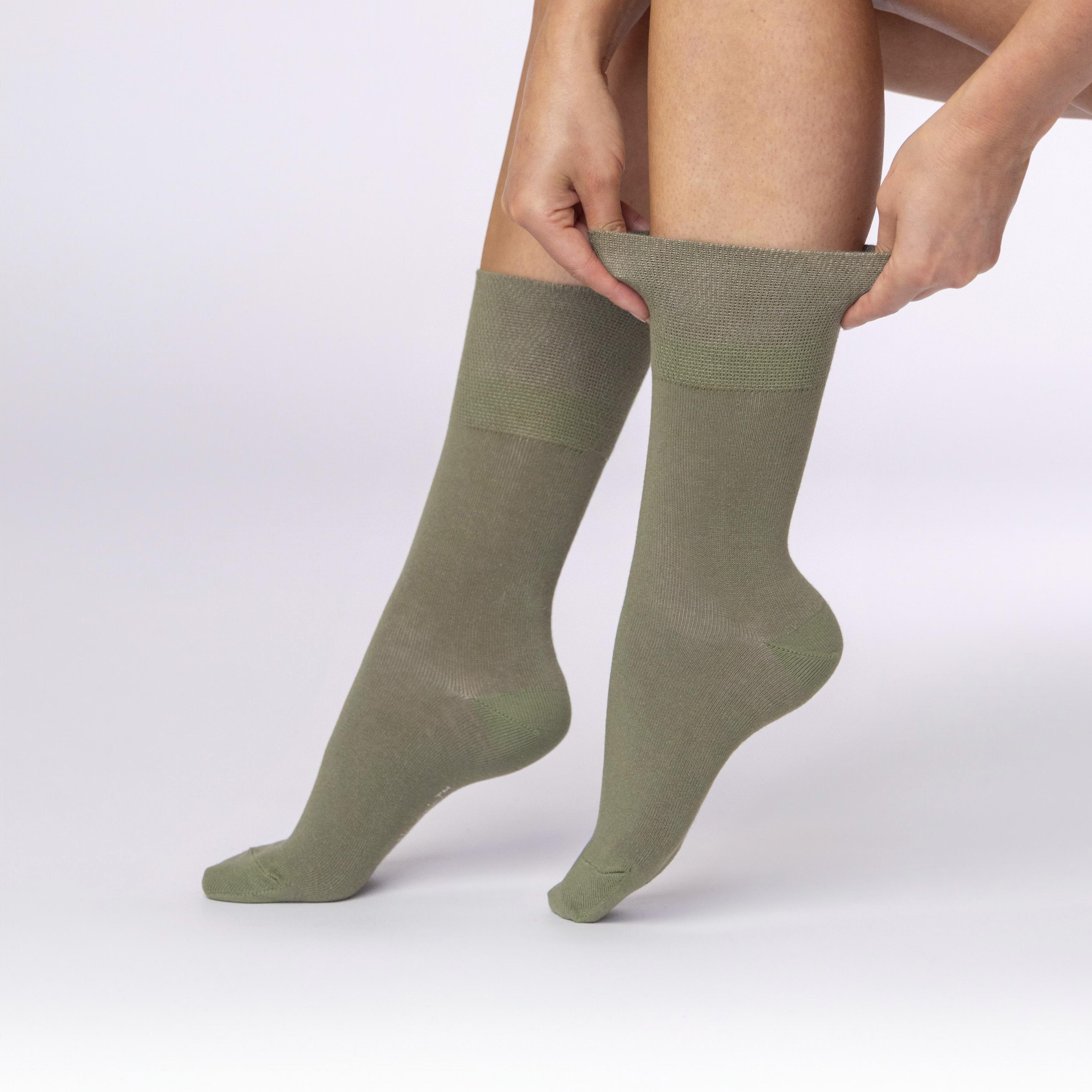 3 Pairs Ladies Plain Cotton Socks - Khaki Mix