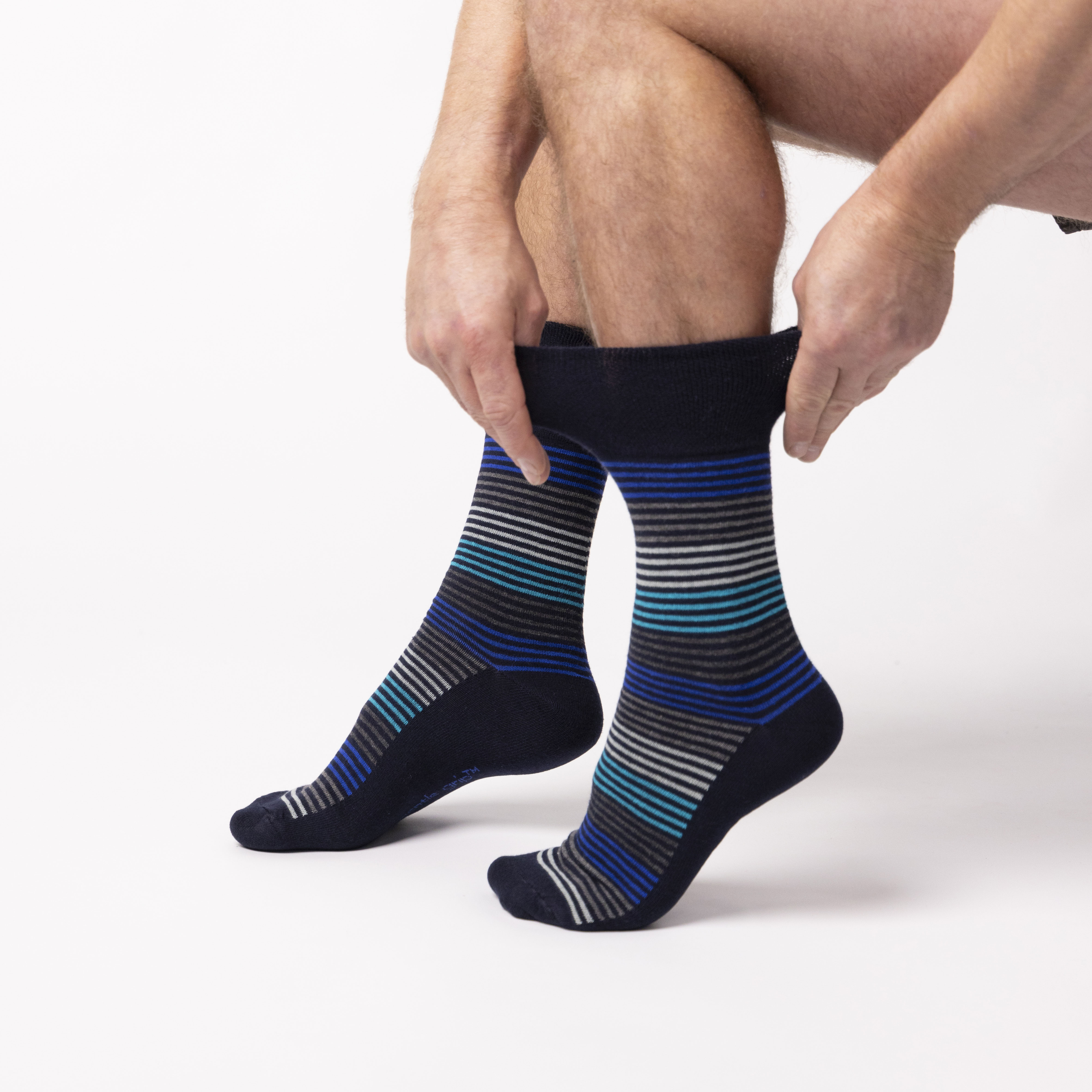 6 Pairs Men's Cotton Socks - Linear Vision