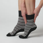 Load and play video in Gallery viewer, 6 Pairs Ladies City Varied Stripe Cotton Socks - Black
