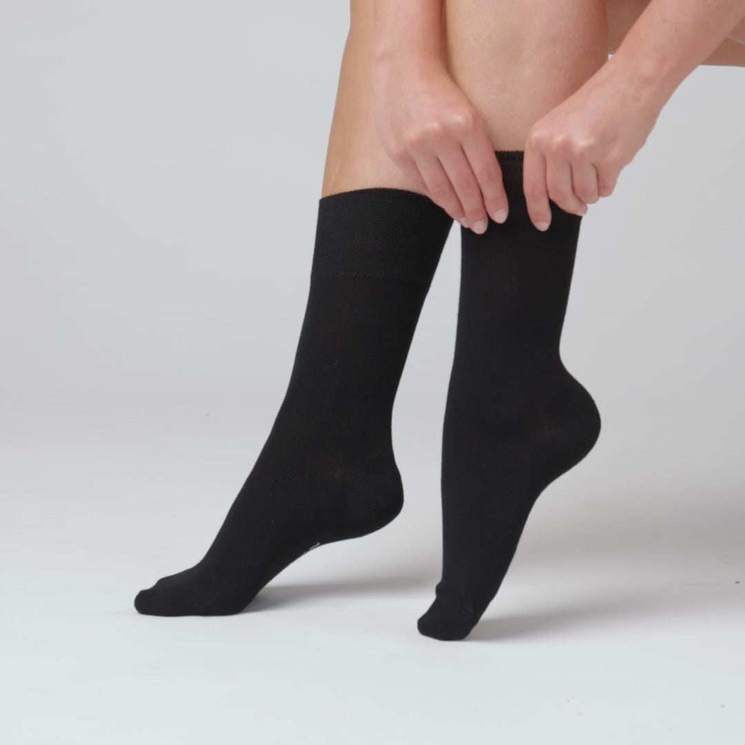 6 Pairs Ladies Bamboo Socks - Black