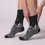 Load and play video in Gallery viewer, 6 Pairs Ladies Fun Feet Cotton Socks - To the Moon and Stars
