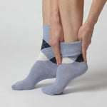 Load and play video in Gallery viewer, 6 Pairs Ladies Highlands Argyle Cotton Socks - Navy/Denim
