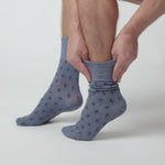 Load and play video in Gallery viewer, 6 Pairs Men&#39;s Twilight Cotton Socks - Navy/Denim
