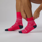 Load and play video in Gallery viewer, 3 Pairs Men's Fun Feet Christmas Socks - Fairisle
