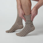 Load and play video in Gallery viewer, 6 Pairs Men&#39;s Litha Varied Stripe Cotton Socks - Brown
