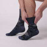 Load and play video in Gallery viewer, 6 Pairs Men&#39;s Argyle Cotton Socks - Leven Black Mix
