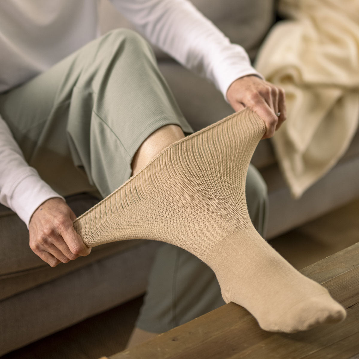 1 Pair Extra Wide Oedema Socks - Beige